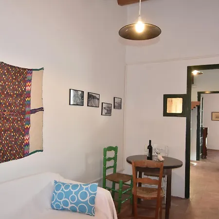 Rnet - Sant Sebastia - Centre Apartman